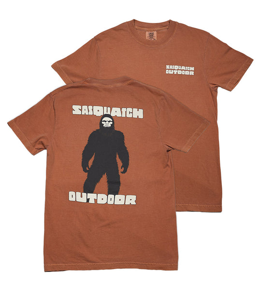 Front and back flat lay of Sasquatch Outdoor Silhouette shirt in yam