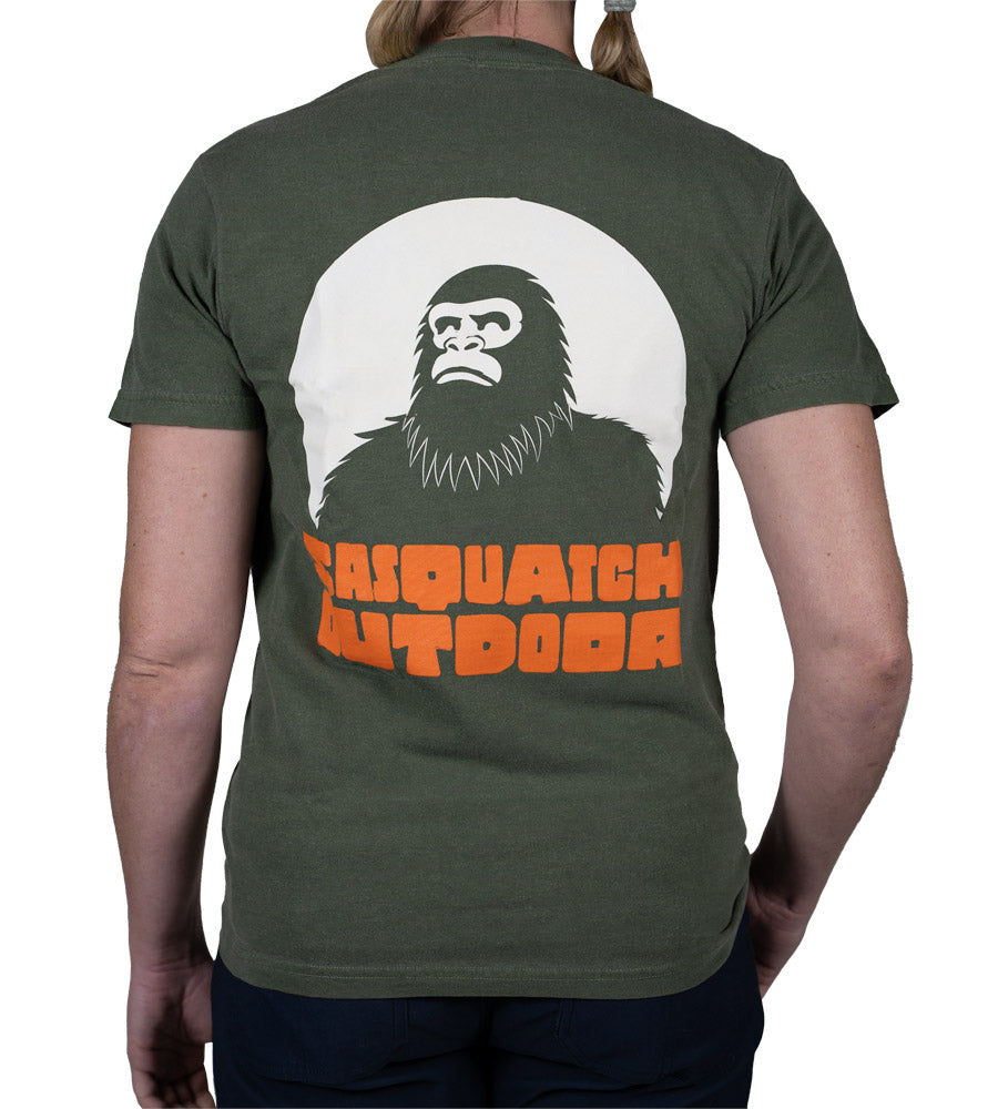 Back of woman wearing Sasquatch Outdoor Horizon shirt in hemp